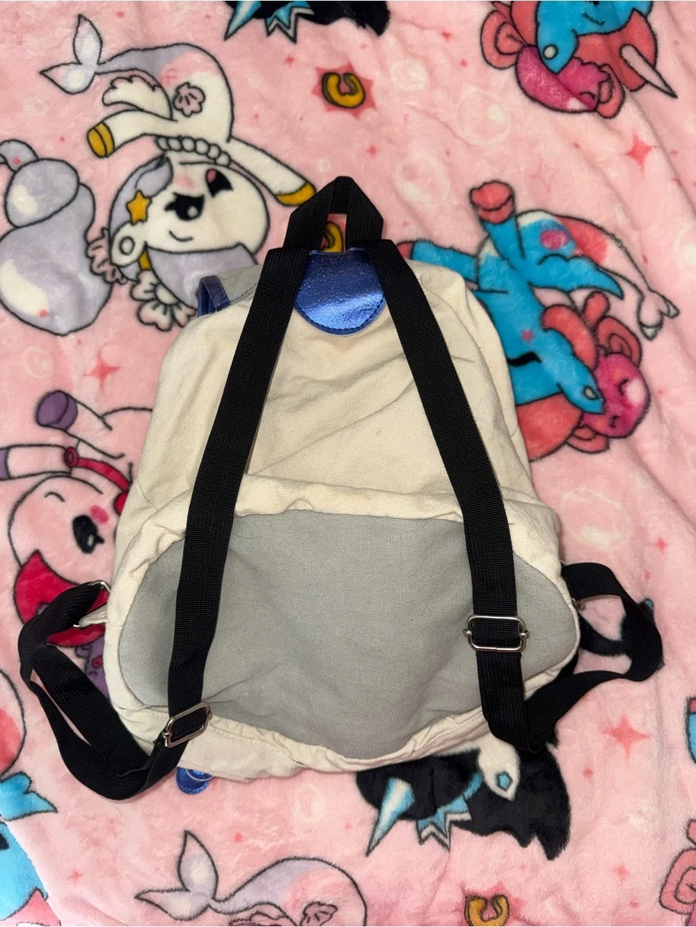 Star Wars R2-D2 backpack with 2 small front pockets